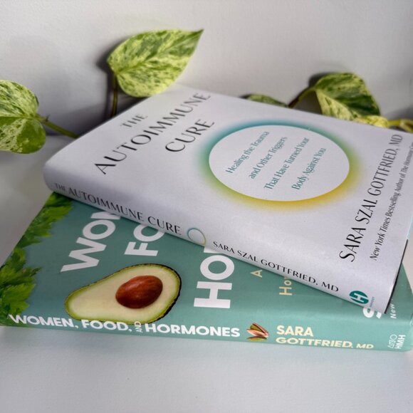 Sara Gottfried Other - Sara Gottfried Hardcover Book Set | The Autoimmune Cure + Women, Food & Hormones